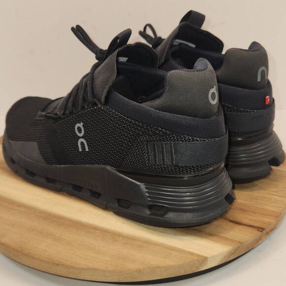 On Cloudnova Women's Sneakers All Black Size 10 - Picture 5 of 11